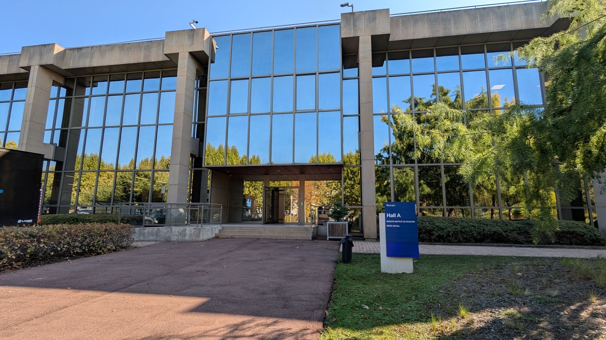 Siège social du Groupe Institut de Soudure, bâtiment Renan, 45 rue des Trois Sœurs, 93420 Villepinte